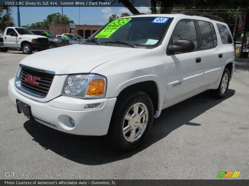 Front 3/4 View of 2003 Envoy XL SLE 4x4