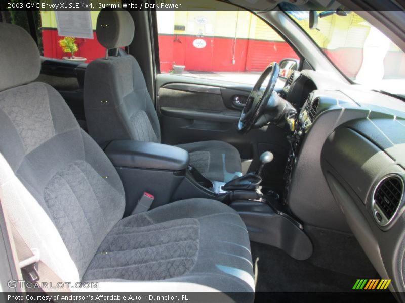 Front Seat of 2003 Envoy XL SLE 4x4