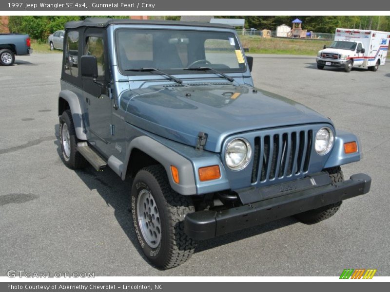 Gunmetal Pearl / Gray 1997 Jeep Wrangler SE 4x4