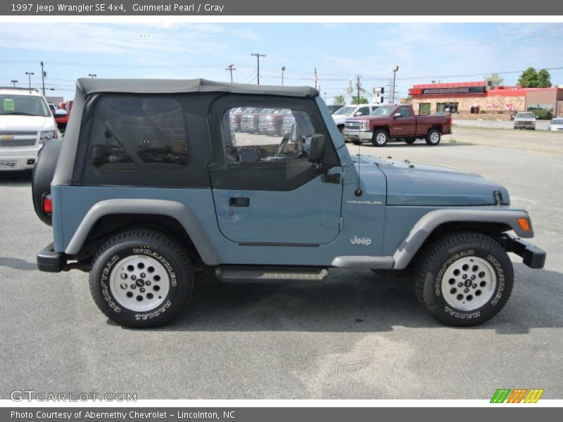 Gunmetal Pearl / Gray 1997 Jeep Wrangler SE 4x4