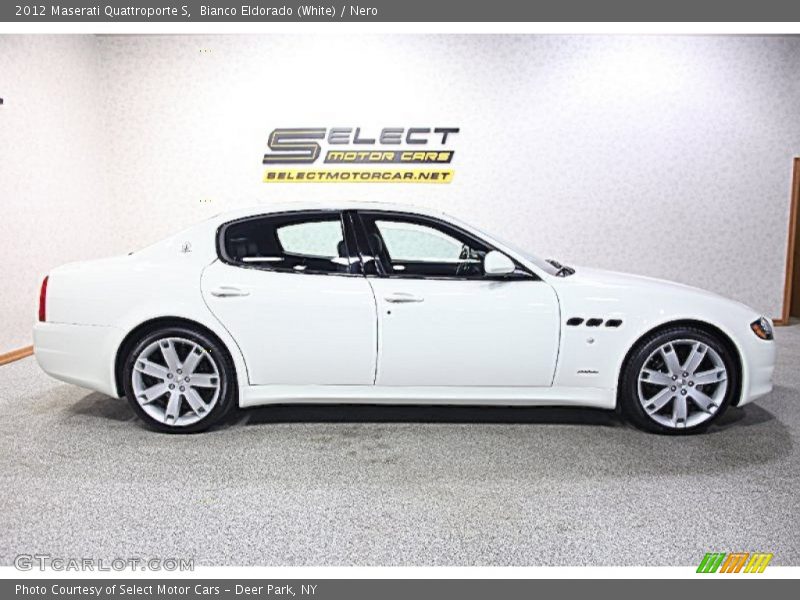 Bianco Eldorado (White) / Nero 2012 Maserati Quattroporte S