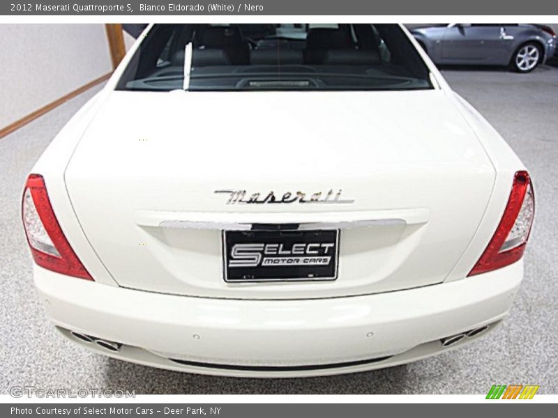 Bianco Eldorado (White) / Nero 2012 Maserati Quattroporte S