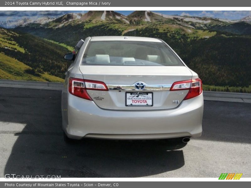 Champagne Mica / Ivory 2014 Toyota Camry Hybrid XLE