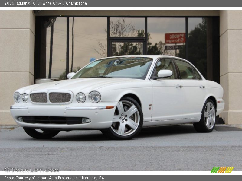 White Onyx / Champagne 2006 Jaguar XJ XJR