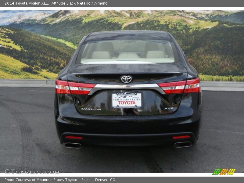 Attitude Black Metallic / Almond 2014 Toyota Avalon XLE