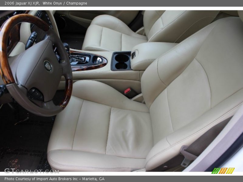 White Onyx / Champagne 2006 Jaguar XJ XJR