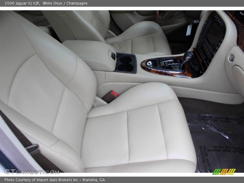 White Onyx / Champagne 2006 Jaguar XJ XJR
