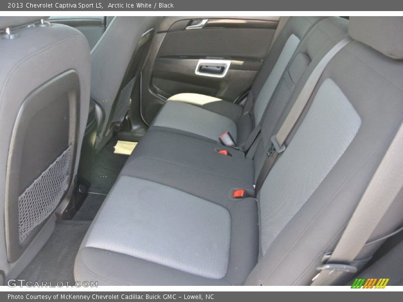 Arctic Ice White / Black 2013 Chevrolet Captiva Sport LS
