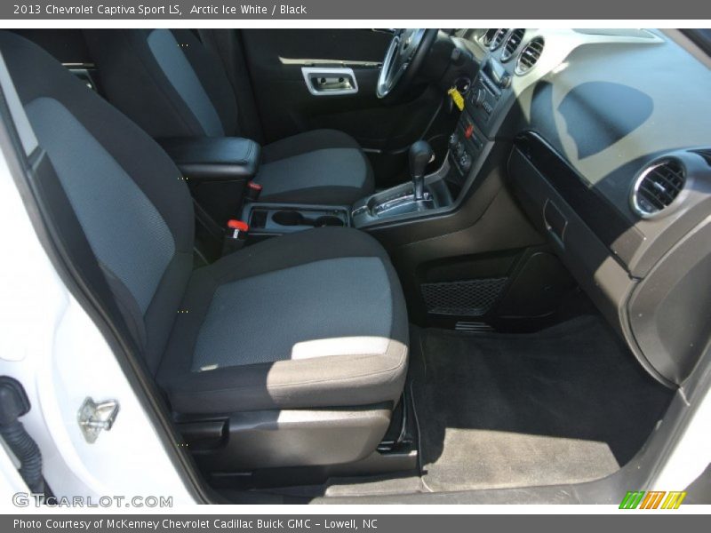 Arctic Ice White / Black 2013 Chevrolet Captiva Sport LS