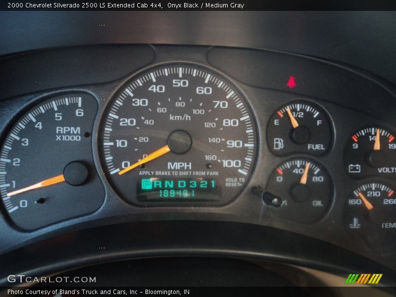 Onyx Black / Medium Gray 2000 Chevrolet Silverado 2500 LS Extended Cab 4x4
