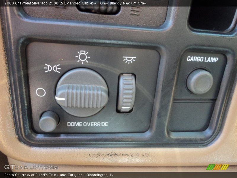 Onyx Black / Medium Gray 2000 Chevrolet Silverado 2500 LS Extended Cab 4x4
