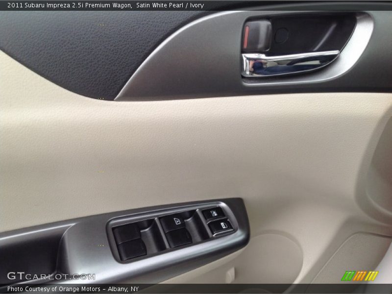 Satin White Pearl / Ivory 2011 Subaru Impreza 2.5i Premium Wagon