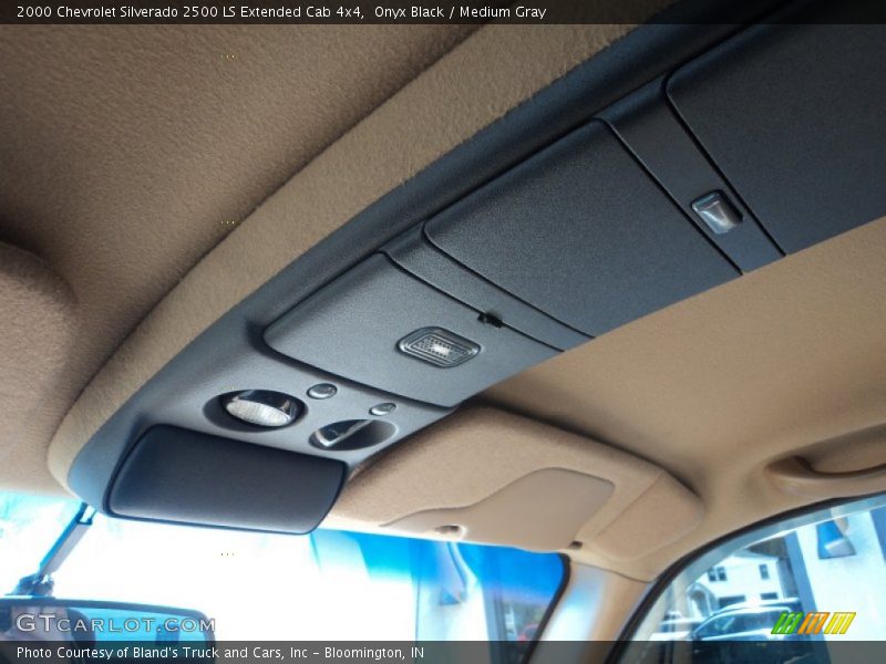 Onyx Black / Medium Gray 2000 Chevrolet Silverado 2500 LS Extended Cab 4x4