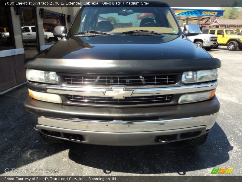 Onyx Black / Medium Gray 2000 Chevrolet Silverado 2500 LS Extended Cab 4x4