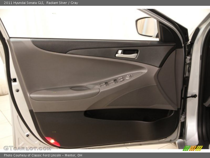 Radiant Silver / Gray 2011 Hyundai Sonata GLS
