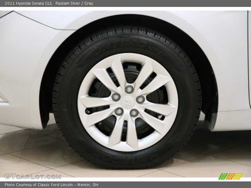Radiant Silver / Gray 2011 Hyundai Sonata GLS