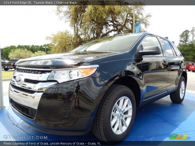 Tuxedo Black / Charcoal Black 2014 Ford Edge SE