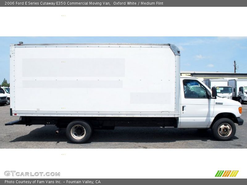 Oxford White / Medium Flint 2006 Ford E Series Cutaway E350 Commercial Moving Van