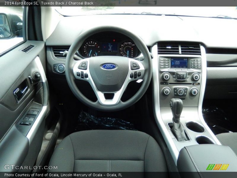 Tuxedo Black / Charcoal Black 2014 Ford Edge SE