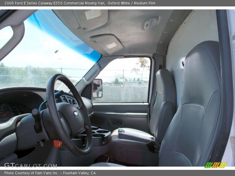 Oxford White / Medium Flint 2006 Ford E Series Cutaway E350 Commercial Moving Van