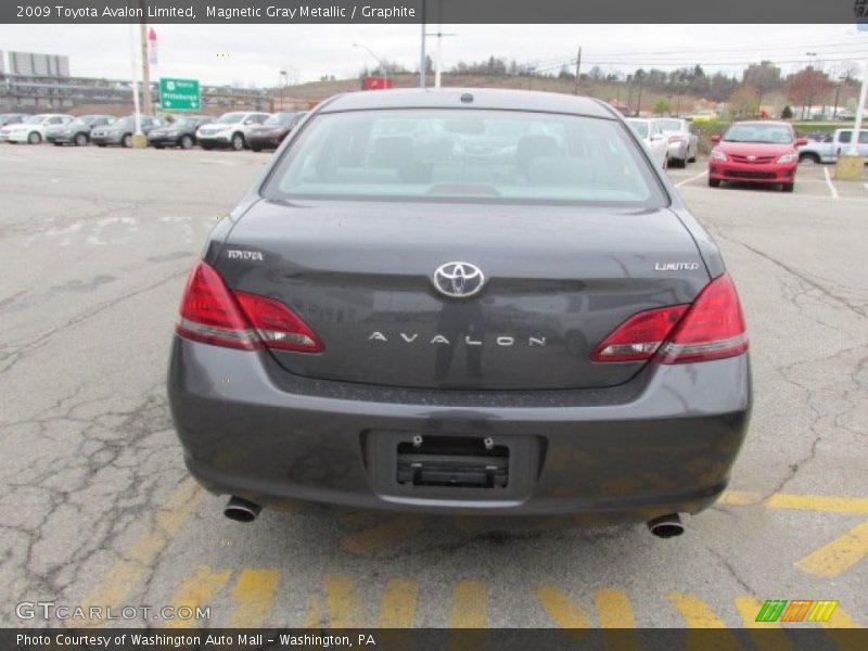 Magnetic Gray Metallic / Graphite 2009 Toyota Avalon Limited