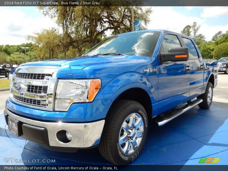 Front 3/4 View of 2014 F150 XLT SuperCrew