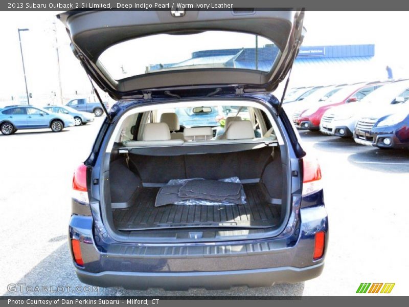 Deep Indigo Pearl / Warm Ivory Leather 2013 Subaru Outback 2.5i Limited