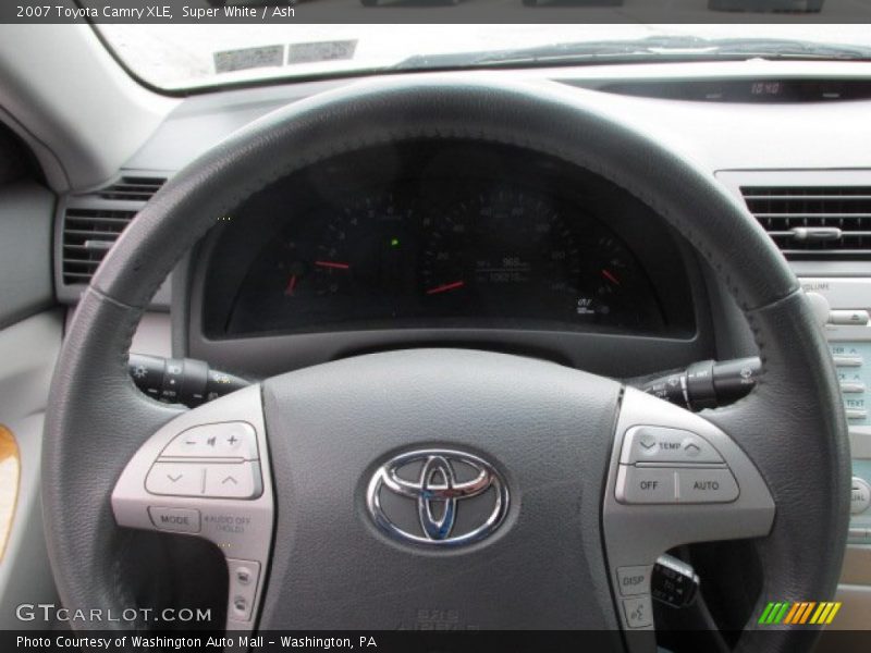 Super White / Ash 2007 Toyota Camry XLE