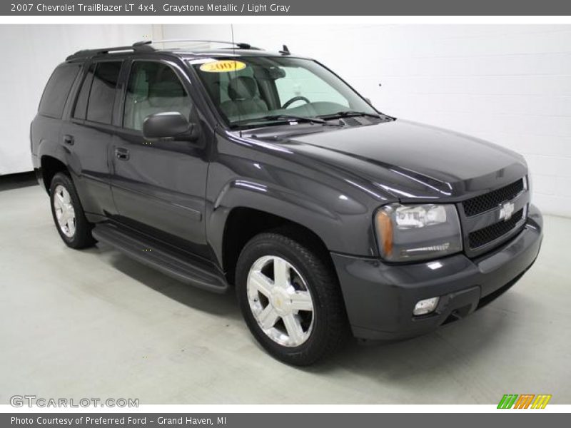 Graystone Metallic / Light Gray 2007 Chevrolet TrailBlazer LT 4x4