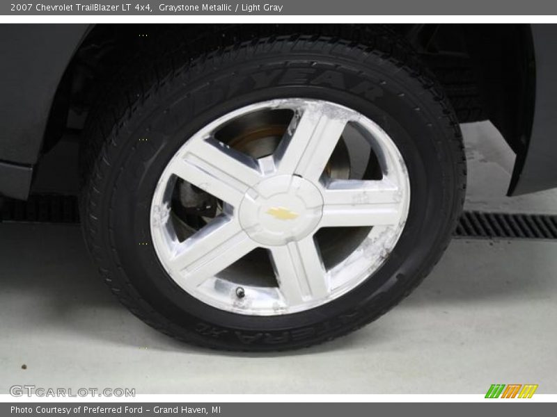 Graystone Metallic / Light Gray 2007 Chevrolet TrailBlazer LT 4x4