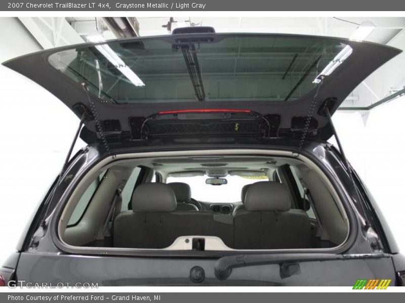 Graystone Metallic / Light Gray 2007 Chevrolet TrailBlazer LT 4x4