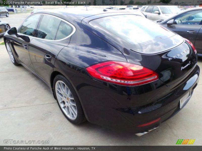 Basalt Black Metallic / Black 2014 Porsche Panamera S