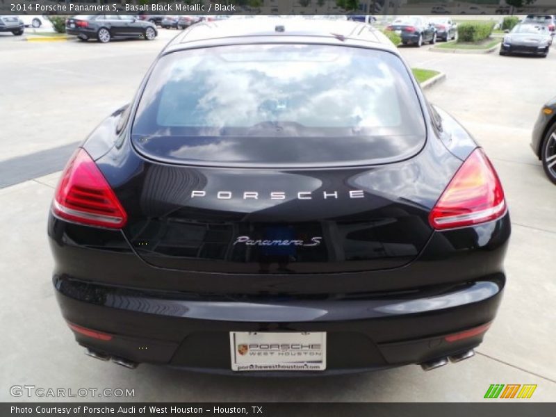 Basalt Black Metallic / Black 2014 Porsche Panamera S