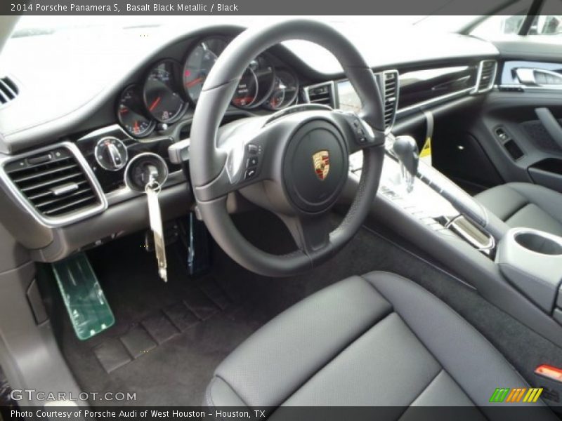  2014 Panamera S Black Interior