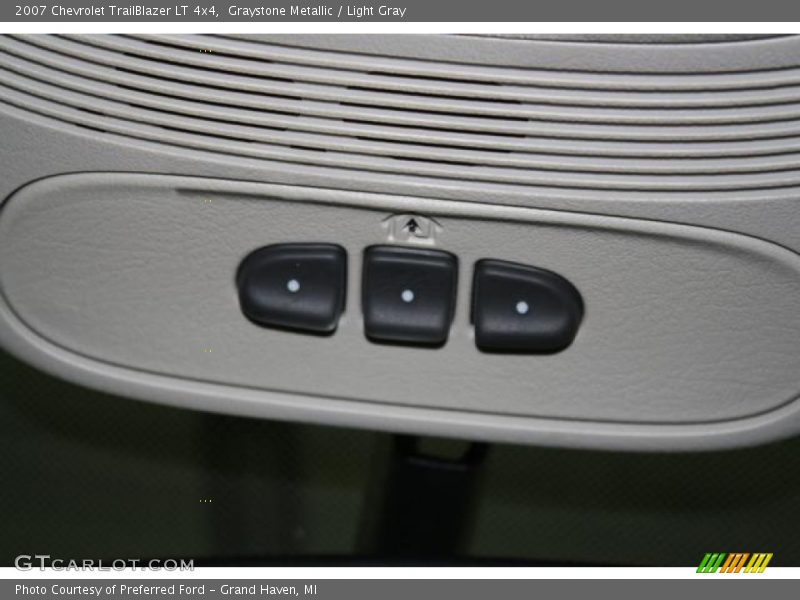 Graystone Metallic / Light Gray 2007 Chevrolet TrailBlazer LT 4x4
