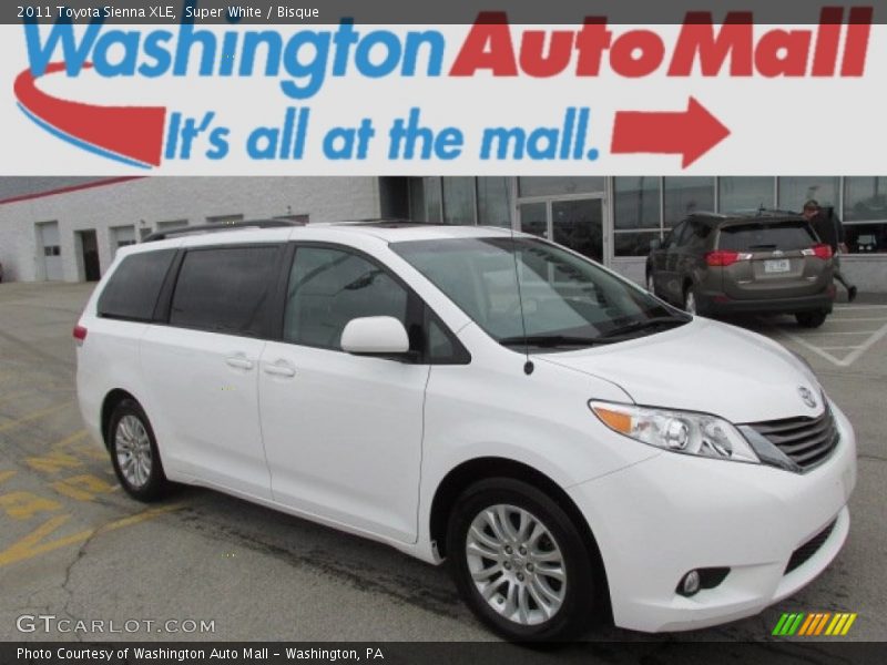 Super White / Bisque 2011 Toyota Sienna XLE