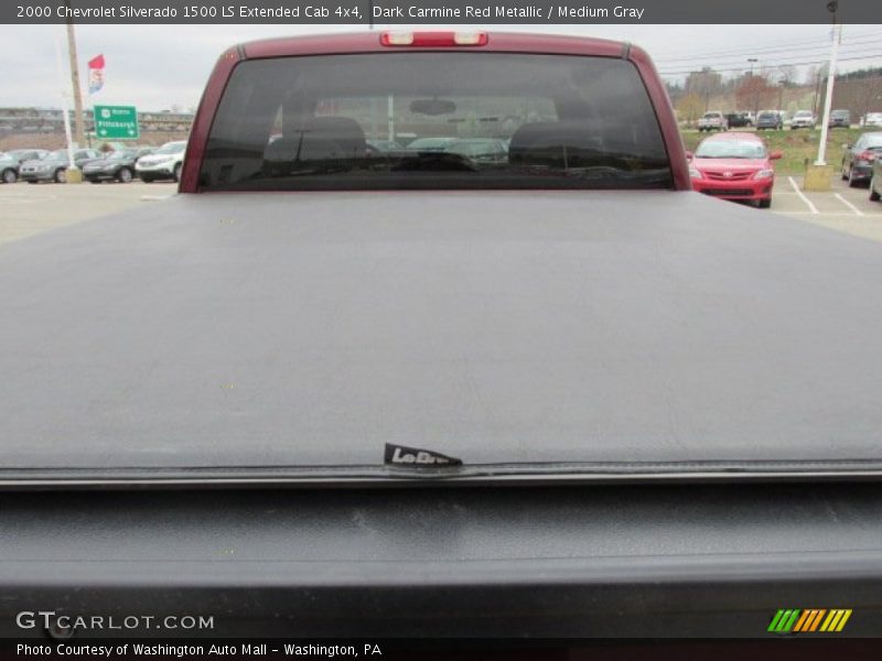 Dark Carmine Red Metallic / Medium Gray 2000 Chevrolet Silverado 1500 LS Extended Cab 4x4