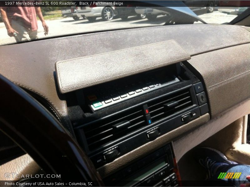 Black / Parchment Beige 1997 Mercedes-Benz SL 600 Roadster