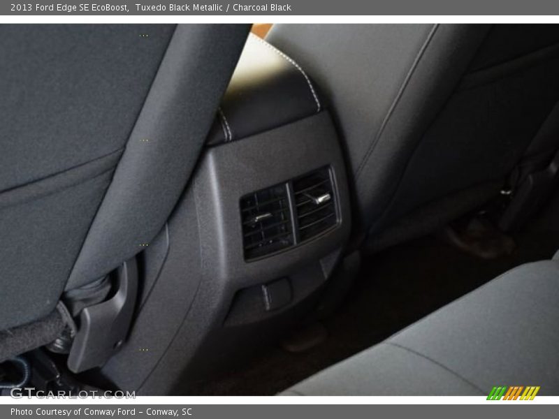 Tuxedo Black Metallic / Charcoal Black 2013 Ford Edge SE EcoBoost