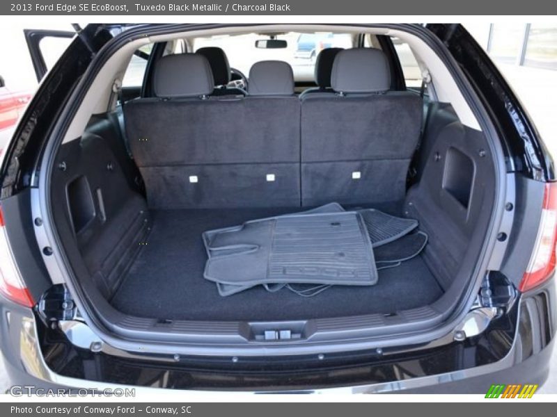 Tuxedo Black Metallic / Charcoal Black 2013 Ford Edge SE EcoBoost