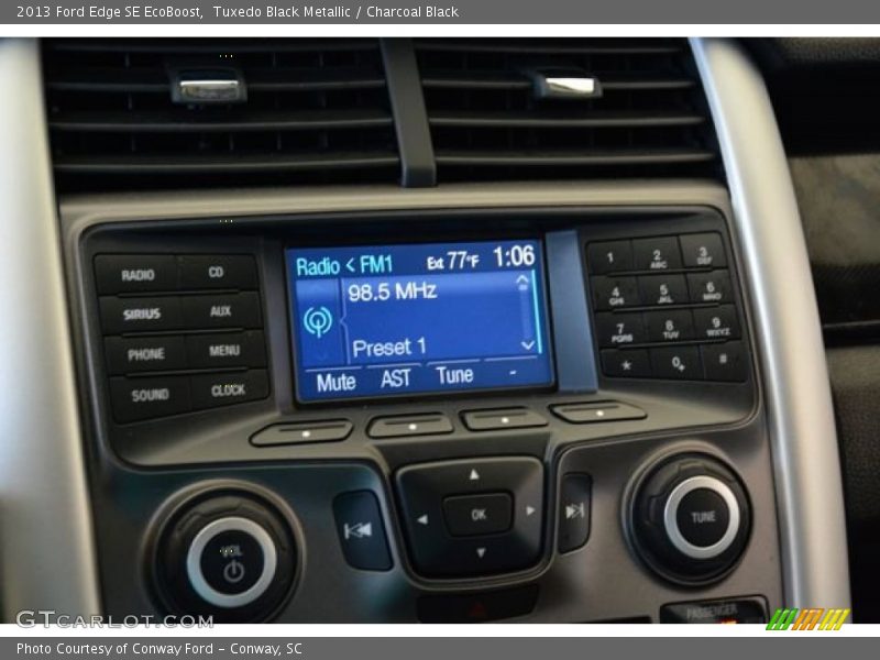Tuxedo Black Metallic / Charcoal Black 2013 Ford Edge SE EcoBoost