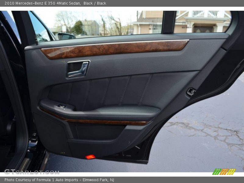Black / Black 2010 Mercedes-Benz E 350 4Matic Sedan