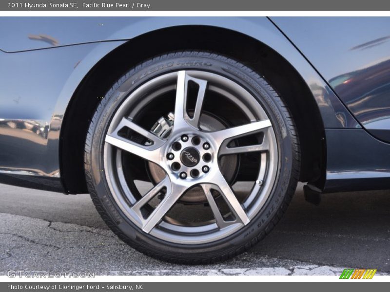 Pacific Blue Pearl / Gray 2011 Hyundai Sonata SE