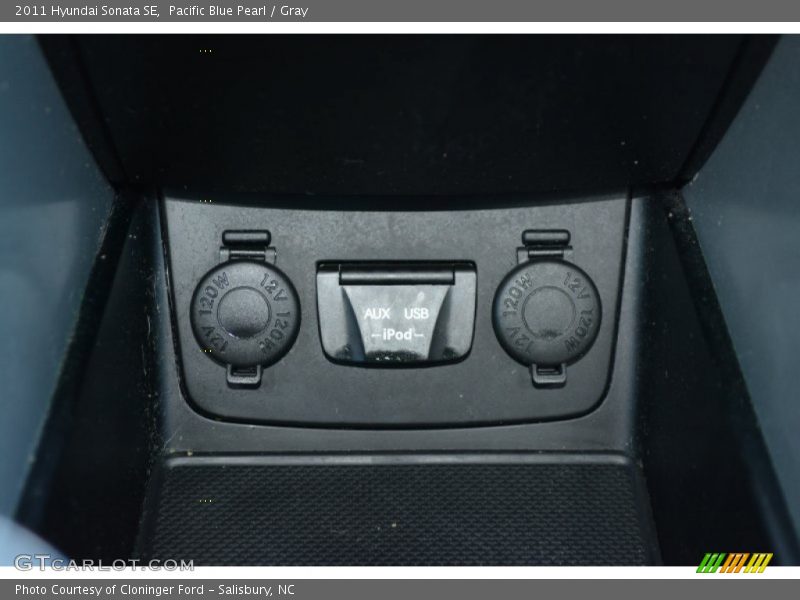 Pacific Blue Pearl / Gray 2011 Hyundai Sonata SE