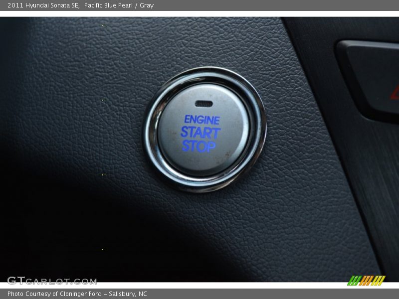 Pacific Blue Pearl / Gray 2011 Hyundai Sonata SE