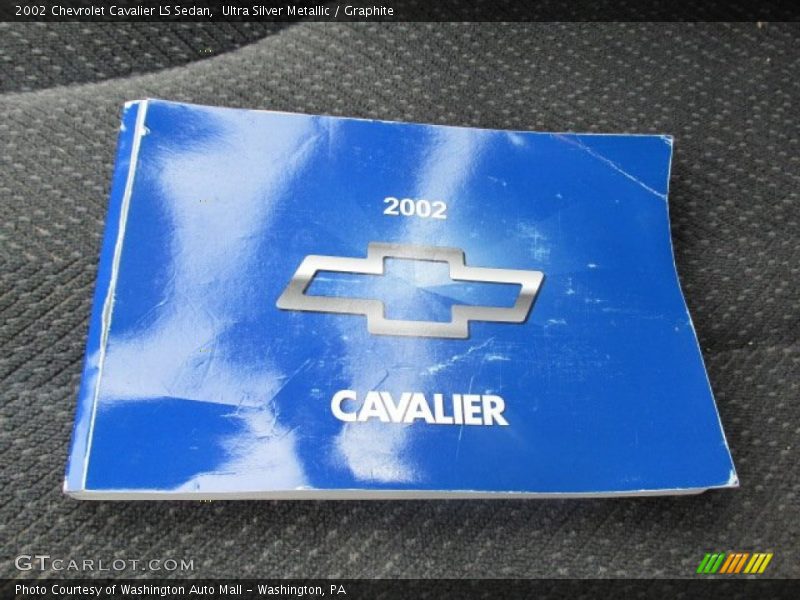 Ultra Silver Metallic / Graphite 2002 Chevrolet Cavalier LS Sedan