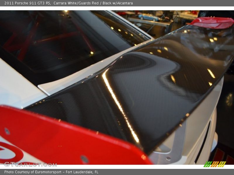 Carrara White/Guards Red / Black w/Alcantara 2011 Porsche 911 GT3 RS