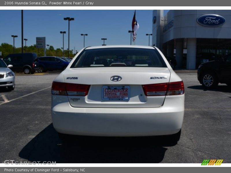 Powder White Pearl / Gray 2006 Hyundai Sonata GL