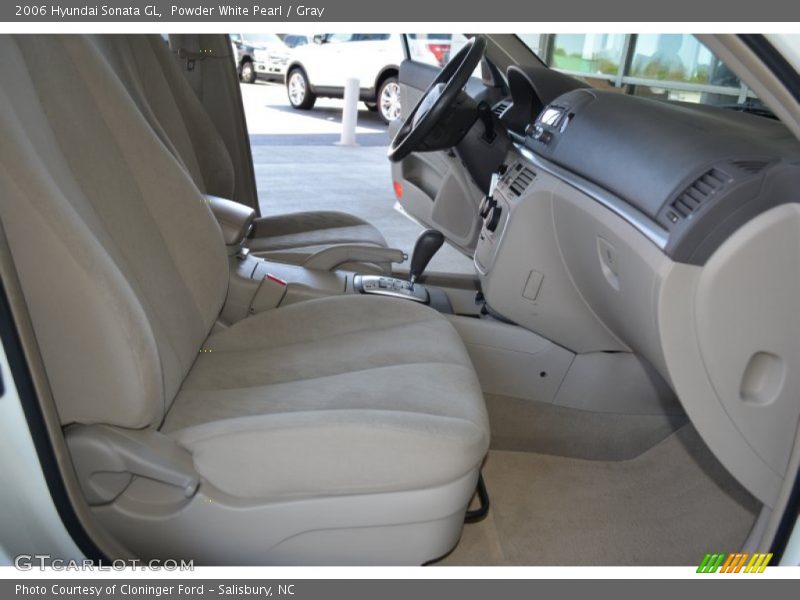 Powder White Pearl / Gray 2006 Hyundai Sonata GL