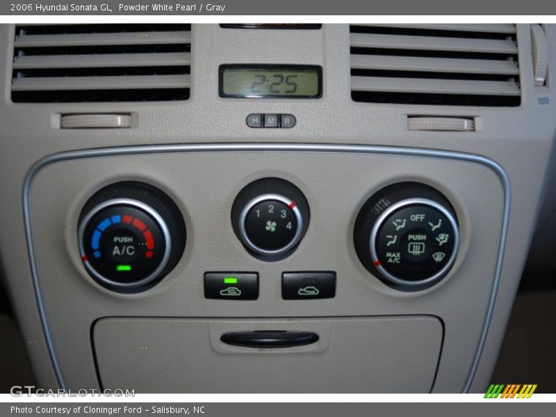 Powder White Pearl / Gray 2006 Hyundai Sonata GL